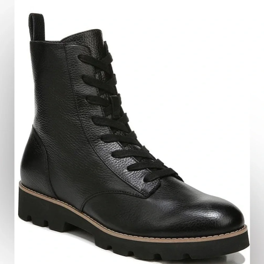 Vionic boots - Picture 7 of 10